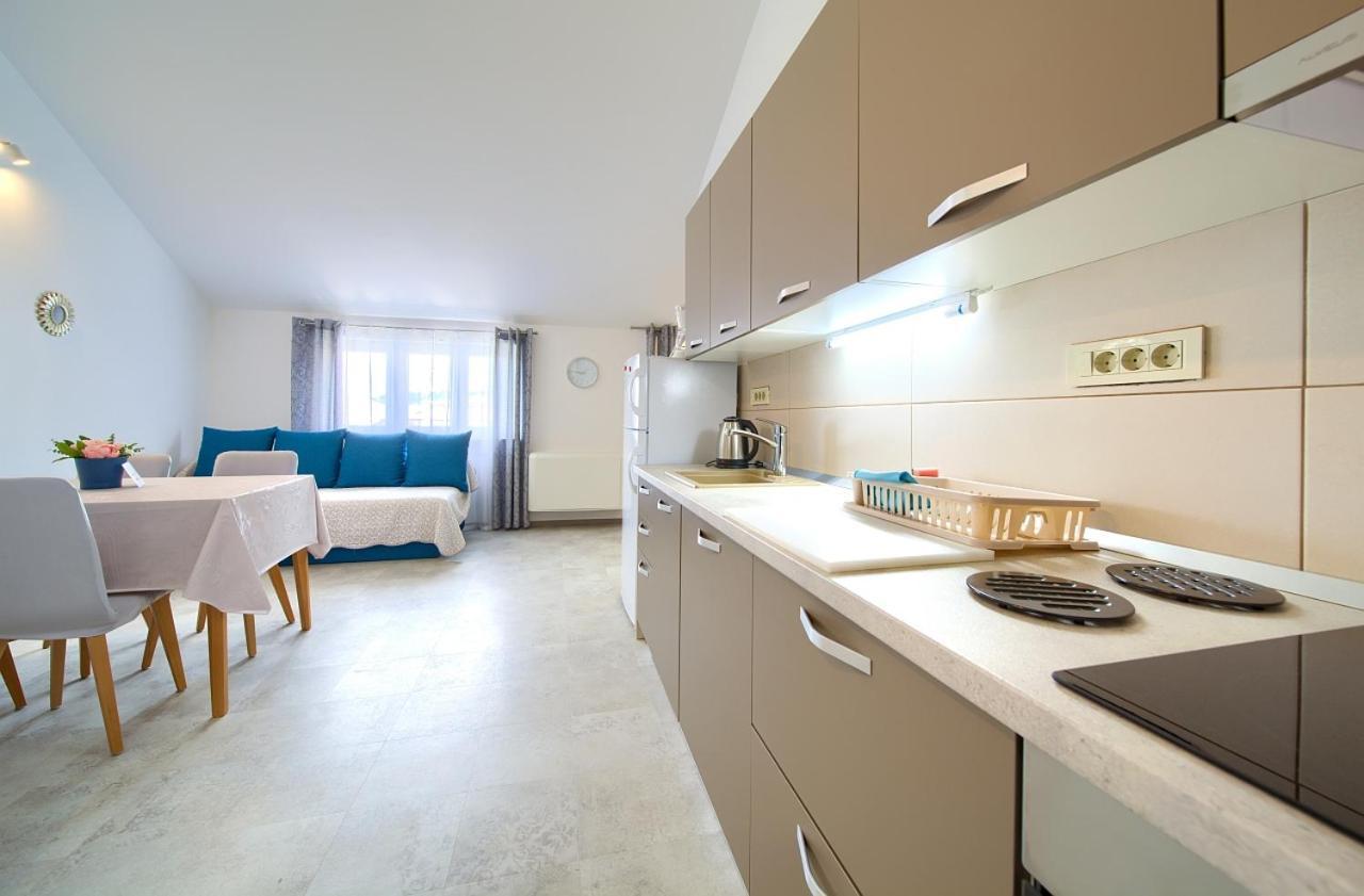 Apartmani Dal Malinska Exterior foto