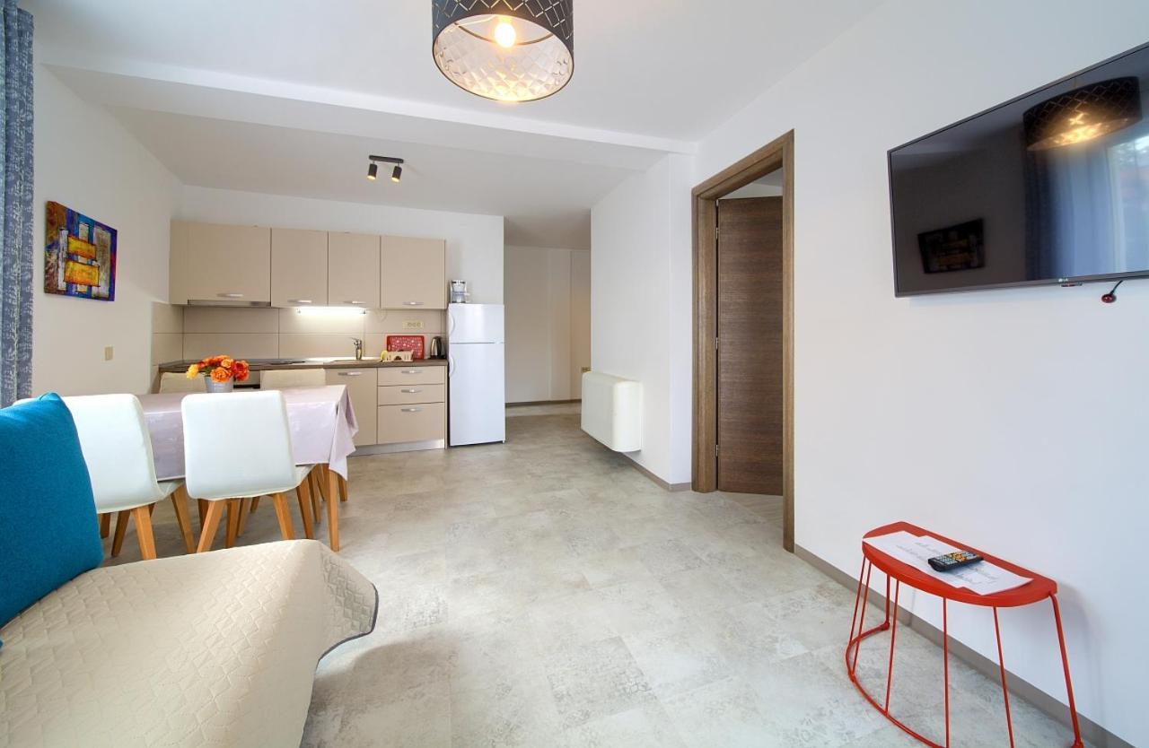 Apartmani Dal Malinska Exterior foto