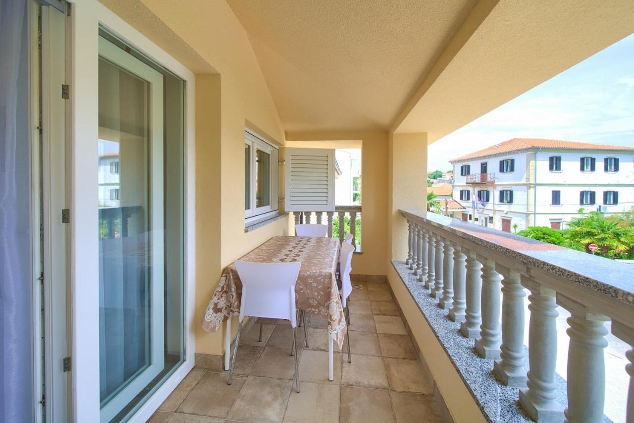 Apartmani Dal Malinska Exterior foto